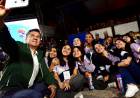 LAS BREÑAS: EL GOBERNADOR ZDERO ACOMPAÑÓ EL DESFILE PROVINCIAL DE CARROZAS DE LOS ESTUDIANTES