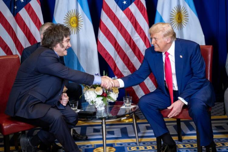 JAVIER MILEI VUELVE A ESTADOS UNIDOS A LA CUMBRE "ESCUDO DE LAS AMÉRICAS"