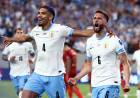 URUGUAY GOLEÓ A BOLIVIA Y QUEDÓ A UN PASO DE LOS CUARTOS DE FINAL