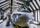LA PRODUCCIÓN DE AUTOS, UN POCO MENOS MAL