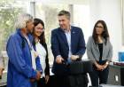 EL GOBIERNO ENTREGÓ EQUIPAMIENTOS A INSTITUCIONES EDUCATIVAS DE CAPACITACIÓN DE OFICIOS Y AYUDAS TÉCNICAS A PERSONAS CON DISCAPACIDAD 
