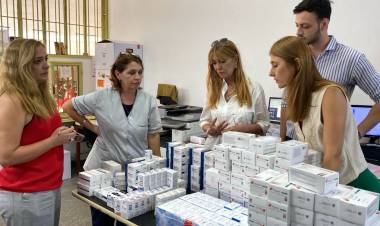 INSSSEP SIGUE GESTIONANDO Y RECIBIENDO MEDICAMENTOS PARA LA FARMACIA SOCIAL, PESE AL PARO DEL GREMIO 
