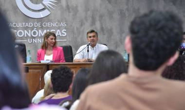 EL GOBERNADOR ACOMPAÑÓ EL LANZAMIENTO DE LA SUBE ESTUDIANTIL 2024