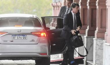 UN ESTADO DESHILACHADO Y FUERA DE SERVICIO