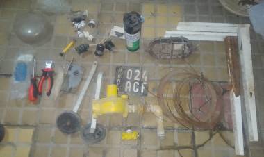 TRES PERSONAS APREHENDIDAS EN DIFERENTES HECHOS 