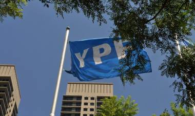SUELDOS DE HASTA 70 MILLONES DE PESOS EN YPF