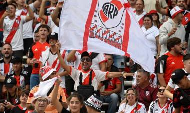 VOLVIERON LAS DOS HINCHADAS Y EL SUPERCLÁSICO FUE UNA FIESTA