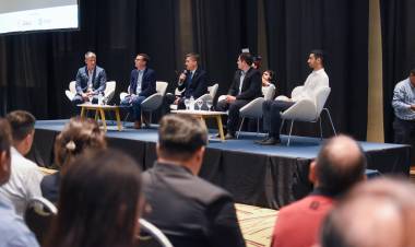 JORNADA DE INNOVACIÓN ABIERTA DEL NEA: “EL ESTADO ACOMPAÑA EL CRECIMIENTO DE LAS EMPRESAS IMPULSANDO EL DESARROLLO CIENTÍFICO Y TECNOLÓGICO”, ASEGURÓ ZDERO 