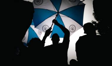 LA CGT ANTICIPA "PARAZO" PARA EL JUEVES Y EL GOBIERNO SALE A CRUZARLA