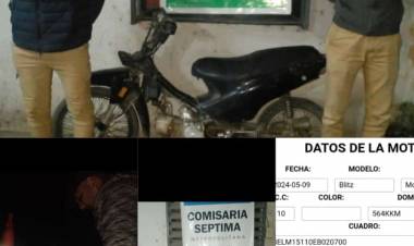 LLEVABA UNA MOTO ARRASTRÁNDOLA Y LA DEJÓ ABANDONADA AL PERCATARSE DE LA PRESENCIA DE LOS AGENTES 