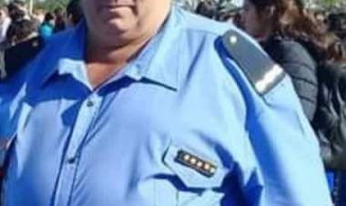 UN SUBOFICIAL RETIRADO DE LA POLICÍA ESTÁ SIENDO BUSCADO POR ABUSAR DE UNA JÓVEN CON DISCAPACIDAD