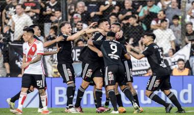 RIVER PERDIÓ CON RIESTRA Y COMIENZA EL RECESO LLENO DE DUDAS