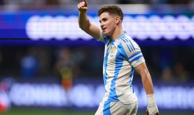 BARCELONA QUIERE FICHAR A JULIÁN ALVAREZ