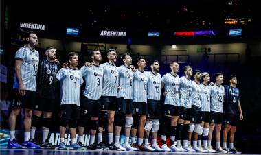 LA SELECCIÓN ARGENTINA DE VOLEY SE MIDE ANTE ESLOVENIA