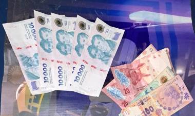 DU GRATY: PERSONAS AJENAS INGRESARON A SU LOCAL DE VENTAS DE ROPAS Y SE LLEVARON $400, 000 EN EFECTIVO