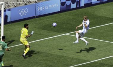ARGENTINA VENCIÓ A IRAK Y SUEÑA CON PASAR DE RONDA EN EL FÚTBOL OLÍMPICO