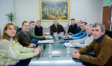 ¡BUENAS NOTICIAS PARA CASTELLI! AGUA POTABLE PARA ZAPARINQUI