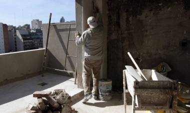 DESTRUCCIÓN IMPACTANTE DEL SECTOR DE LA CONSTRUCCIÓN 