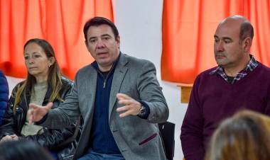 REUNIÓN REGIONAL EN BASAIL: EL GOBIERNO PROVINCIAL CONTINÚA ARTICULANDO ACCIONES EN TODA LA PROVINCIA