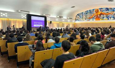 ICCTI: EL GOBIERNO PROVINCIAL RECIBIÓ A MÁS DE 300 ESTUDIANTES UNIVERSITARIOS QUE PARTICIPARÁN DEL PROGRAMA DE BECAS Y PASANTÍAS