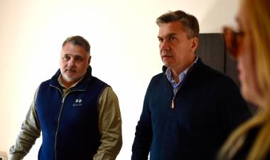 PAMPA DEL INFIERNO: EL GOBERNADOR ZDERO SUPERVISÓ HOY LAS OBRAS DE MEJORAS EN EL REGISTRO CIVIL