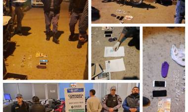 DETIENEN A UNA PAREJA CON 29 DOSIS DE COCAÍNA EN RESISTENCIA