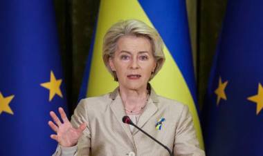 MÁS AYUDA ECONOMICA PARA KIEV