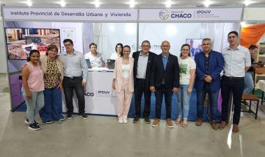 SÁENZ PEÑA: AMPLIA RESPUESTA DEL PÚBLICO AL STAND DEL INSTITUTO DE VIVIENDA EN LA FIESTA NACIONAL DEL ALGODÓN