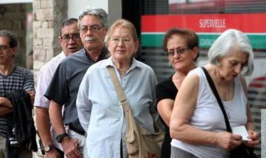 SE CONFIRMÓ EL BONO DE $70 MIL PARA JUBILADOS: CUÁNTO COBRARÁN EN DICIEMBRE