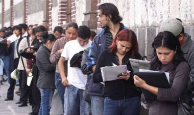 AUMENTA LA PRECARIEDAD Y BAJA EL DESEMPLEO