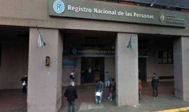 RENUNCIÓ EL TITULAR DEL RENAPER Y EL GOBIERNO OFICIALIZÓ LA SALIDA DE OTROS TRES FUNCIONARIOS CLAVE
