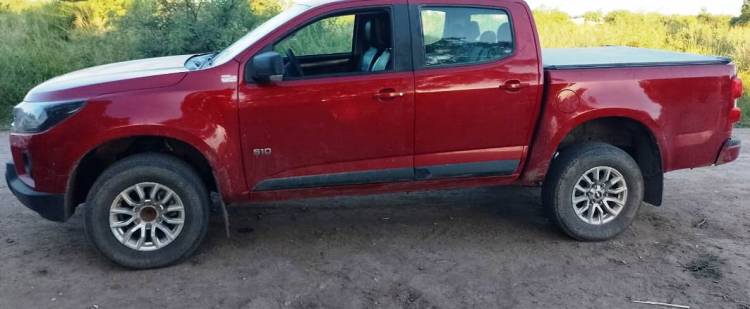 VILLA ÁNGELA: RECUPERAN UNA CAMIONETA QUE FUE SUSTRAÍDA DE UN LAVADERO 