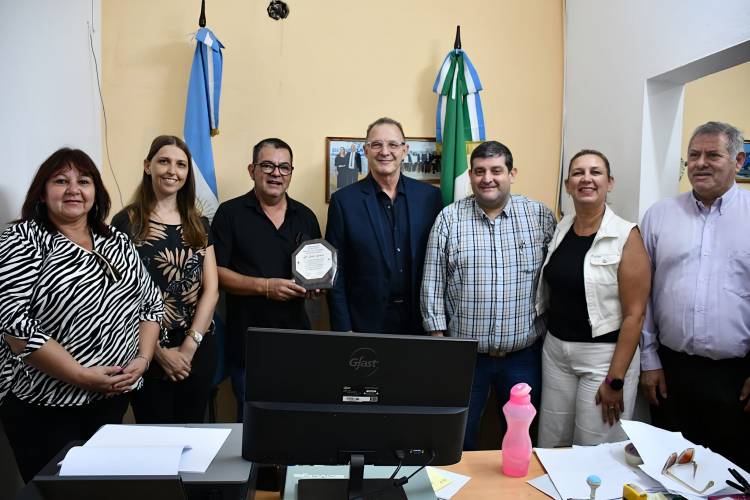 VILLA ANGELA: EL MUNICIPIO RECONOCIÓ AL DR. JOSÉ LIPSICH