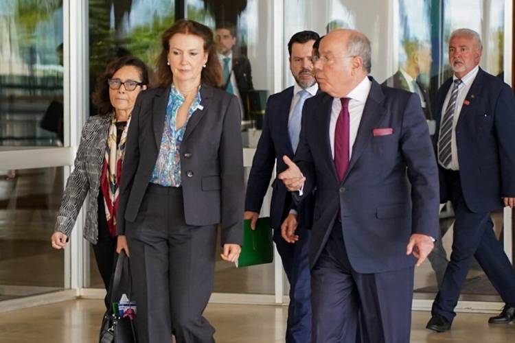 DIANA MONDINO LOGRÓ DEJAR ATRÁS LAS TURBULENCIAS CON BRASIL, PERO NO PUDO EVITAR PREGUNTAS POR VACA MUERTA