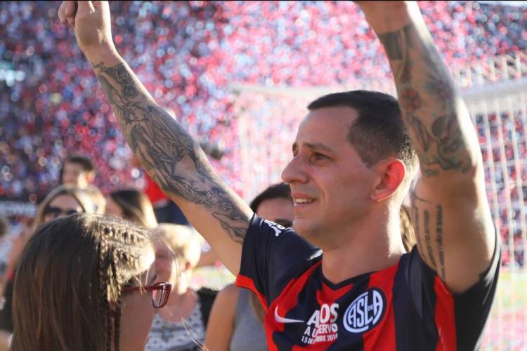SAN LORENZO: ROMAGNOLI SE PERFILA PARA REEMPLAZAR A INSÚA