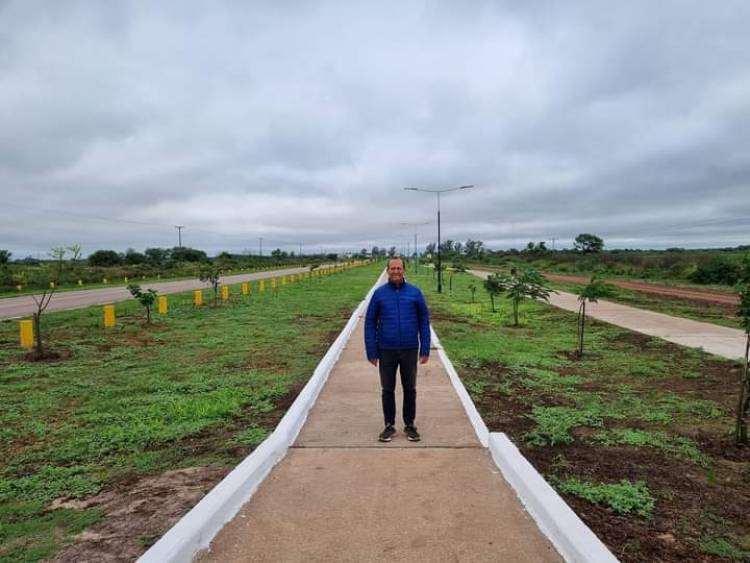 ADALBERTO PAPP DESTACÓ LOS AVANCES EN PARQUIZACIÓN Y EMBELLECIMIENTO DE VILLA ÁNGELA 