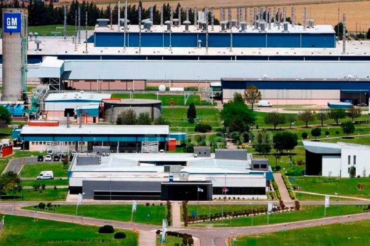 GENERAL MOTORS FRENA OTRA VEZ LA PRODUCCIÓN