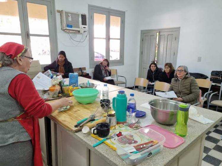 VILLA ÁNGELA REALIZÓ EL 6º TALLER DE COCINA PARA CELÍACOS DEL AÑO