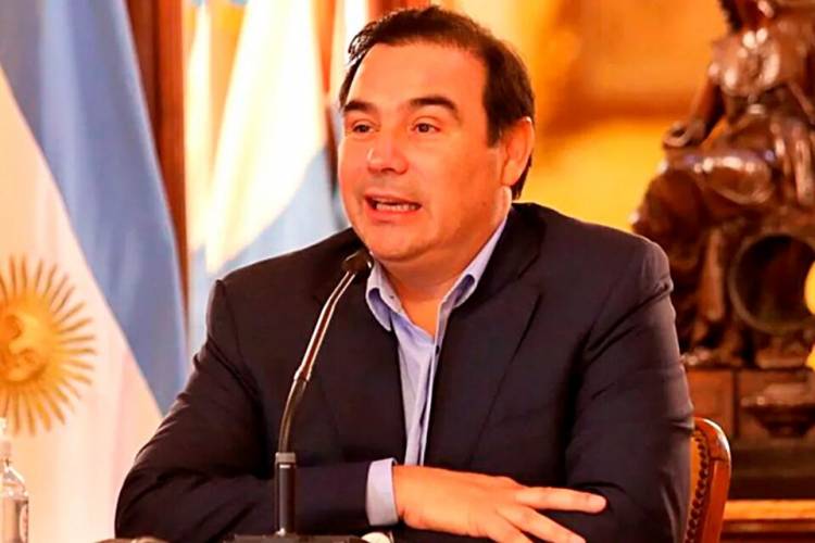 GUSTAVO VALDÉS Y SUS EXTRAÑOS TUITS RESPECTO AL CASO LOAN 