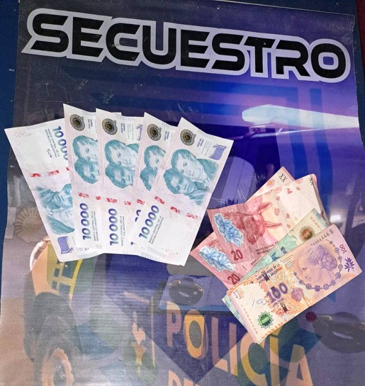 DU GRATY: PERSONAS AJENAS INGRESARON A SU LOCAL DE VENTAS DE ROPAS Y SE LLEVARON $400, 000 EN EFECTIVO