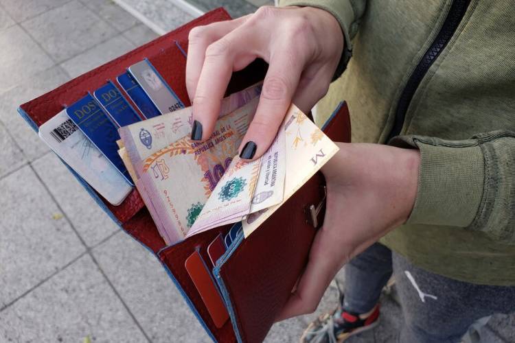 SALARIO MÍNIMO Y DESIGUALDAD