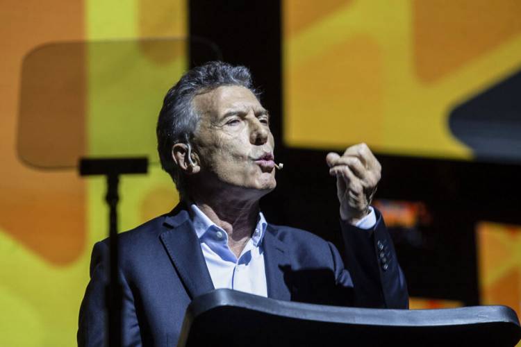 MAURICIO MACRI LE PUSO "UN 2,5" AL GOBIERNO