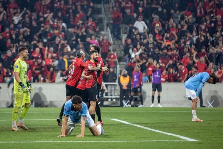 COPA SUDAMERICANA: BELGRANO NO PUDO EN BRASIL Y PERDIÓ CON ATLÉTICO PARANAENSE