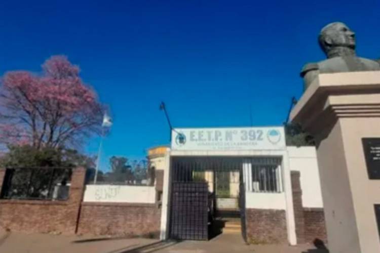 UNA CHICA DE 14 AÑOS, APUÑALADA POR UNA COMPAÑERA