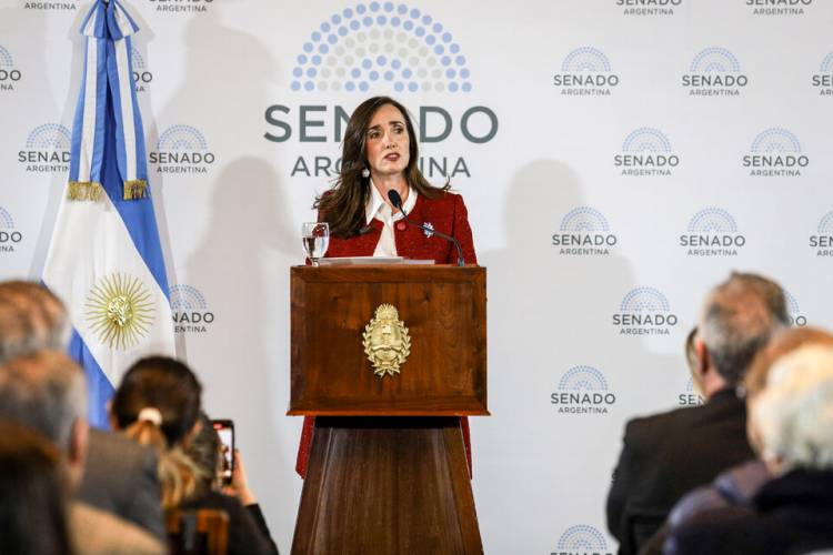 PARA DEFENDER A LOS GENOCIDAS, VILLARRUEL DICE QUE QUIERE JUZGAR A LOS MILITANTES DE LOS '70