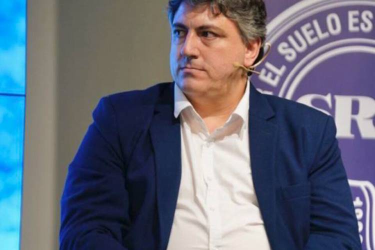 EXPULSARON A FRANCISCO PAOLTRONI DEL BLOQUE DE SENADORES DE LA LIBERTAD AVANZA