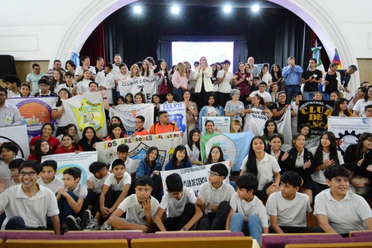 CIENCIA Y TECNOLOGÍA EN LA EDUCACIÓN: UN AÑO LLENO DE LOGROS