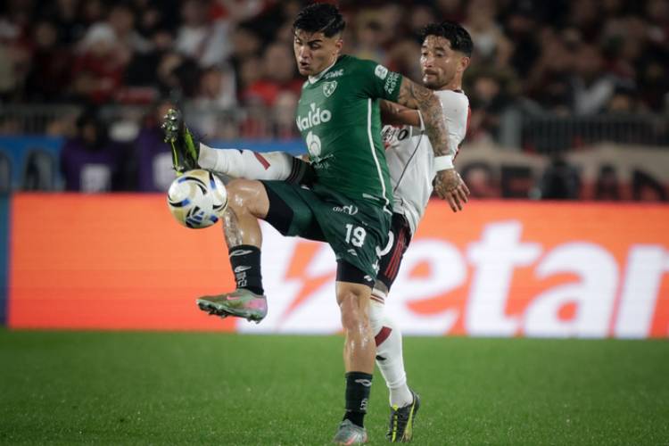 BRONCA, INSULTOS Y PREOCUPACIÓN: RIVER EN SU PEOR MOMENTO